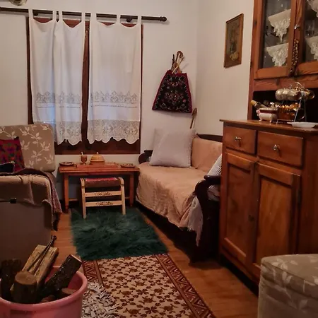 Дом отдыха το παραδοσιακό Калампака